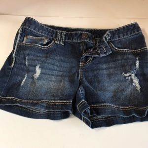 Maurice’s shorts. 5/6. Nice condition